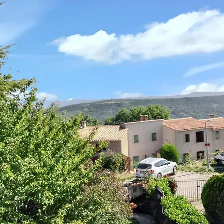 Maison Charmante à Avec Vue Sur La Montagne Casa de Férias Vachères