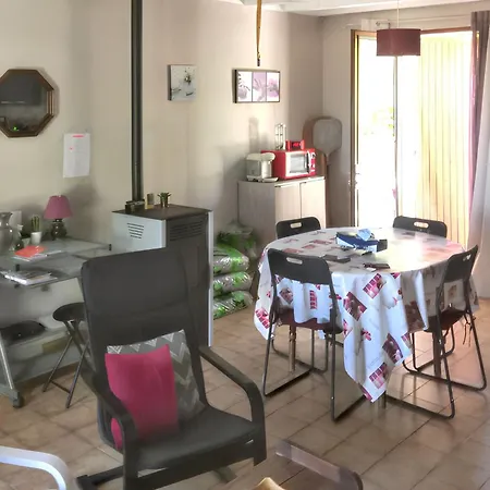 Maison De 2 Avec Jardin Clos Et Wifi A *