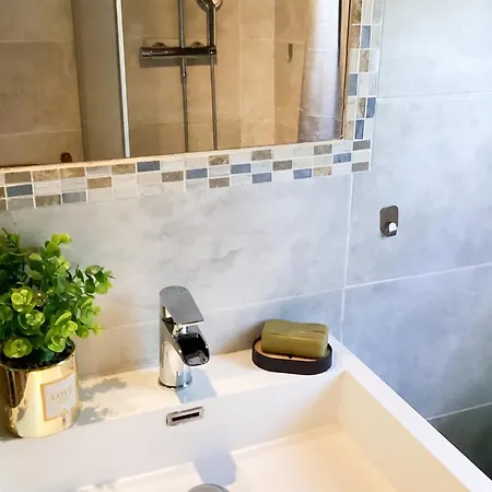 Maison Charmante A Avec Vue Sur La Montagne * Vachères