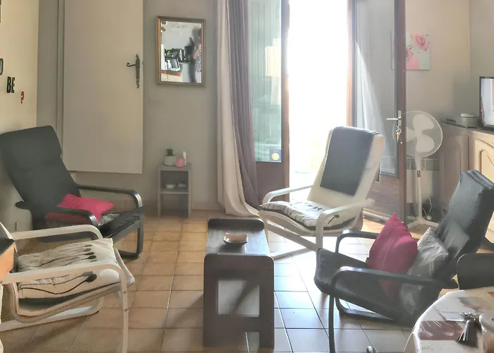 Hébergement de vacances Maison De 2 Avec Jardin Clos Et Wifi A